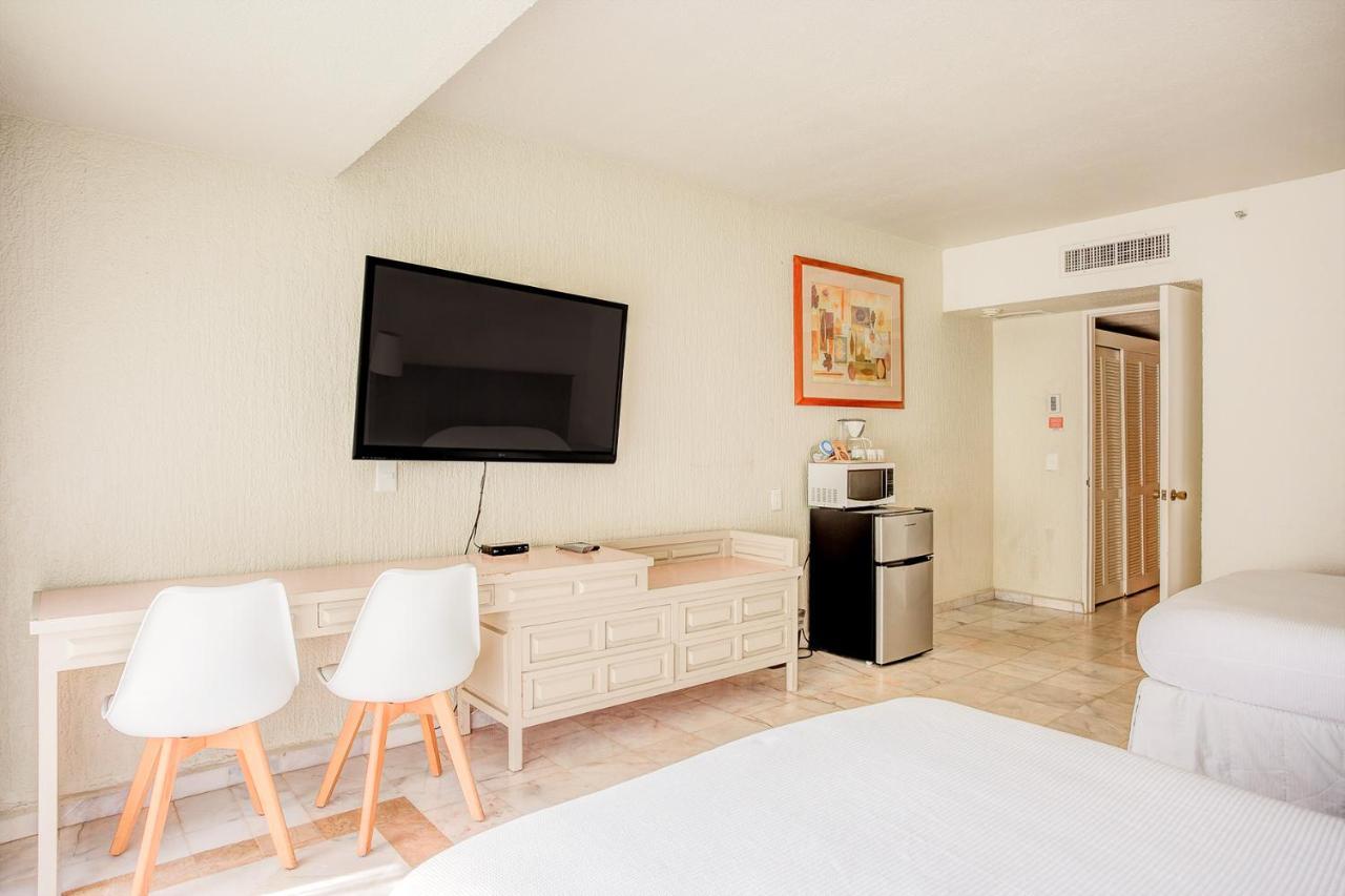 Condos In Prime Cancun Location Plus 3 Pools Εξωτερικό φωτογραφία